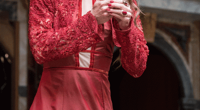 SO-Celeb-Tara-Fitzgerald-Oct-19-Main