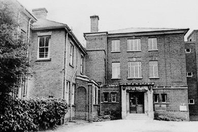 MC May 24 DUFFIELD RD Q MARY MARY HOSP 8 1986