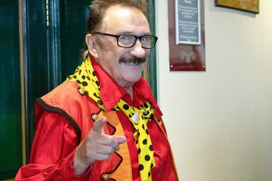 Paul Chuckle 2