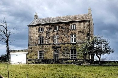 WALTON-HALL-CH-FIELD-MFS-1983b